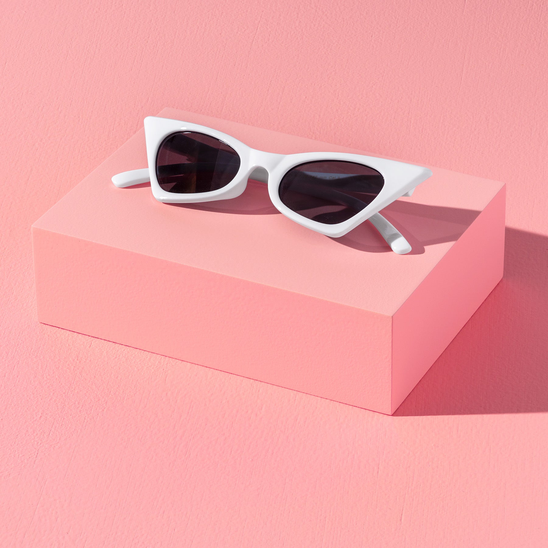 Photography Riser Glasses Box